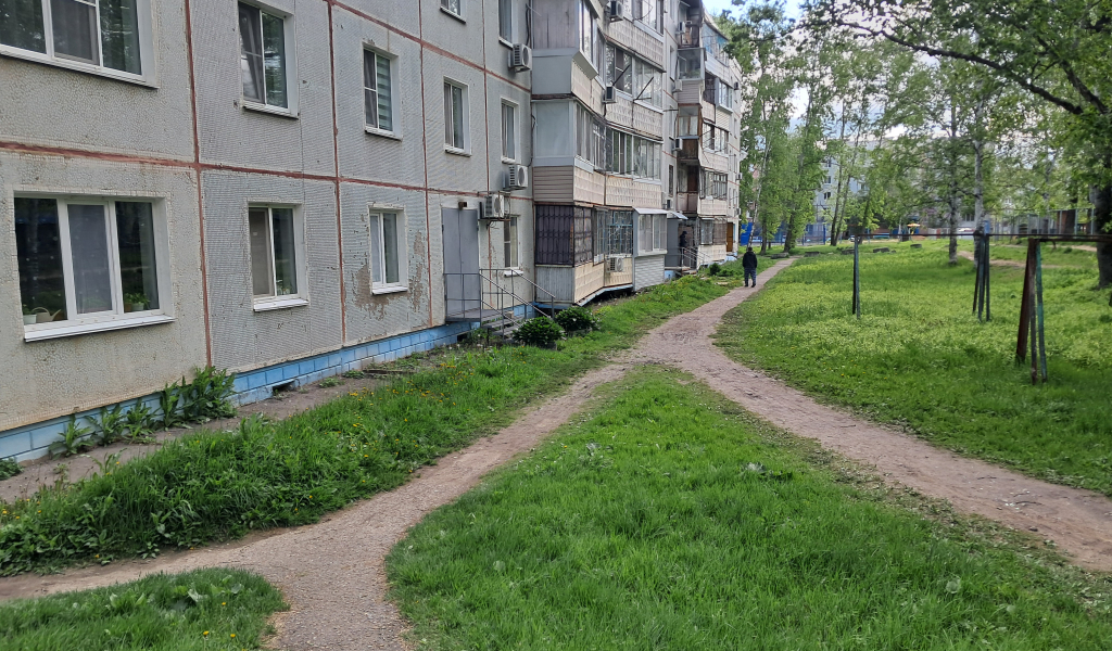 Реализуется проект "Дорожка каждым ножкам" ТОС "Ленина, 24, 26