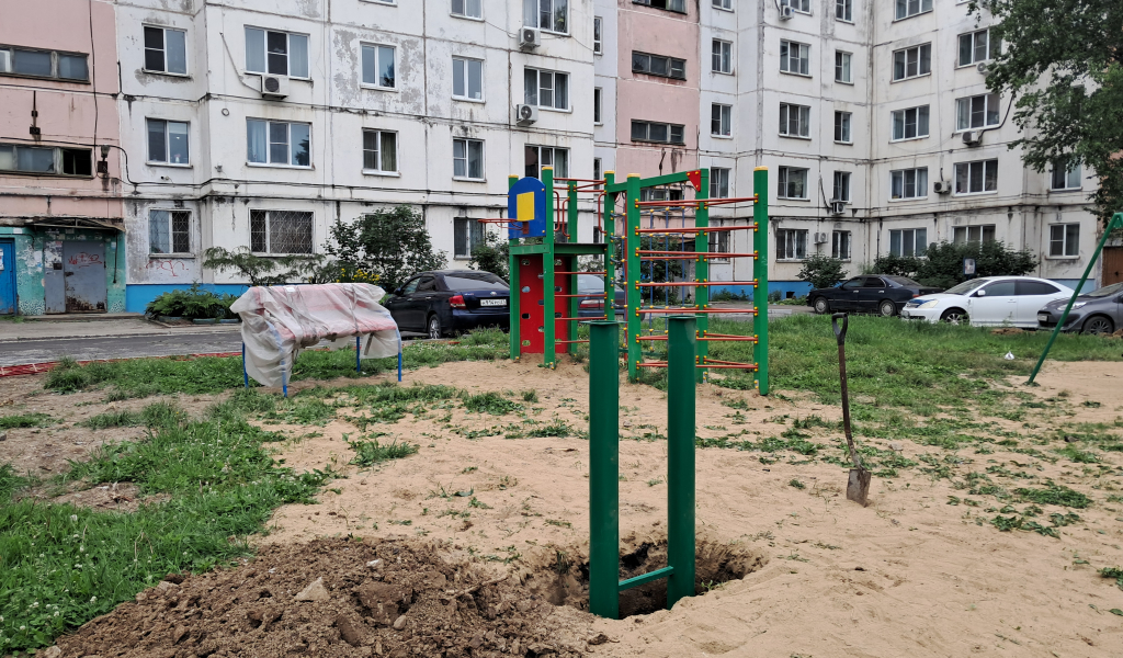 Реализуется проект "Радость детям" ТОС "Наш двор"